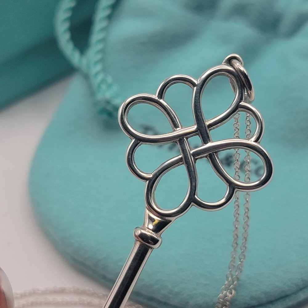 Tiffany & Co Knot Key Necklace - Picture 3 of 7